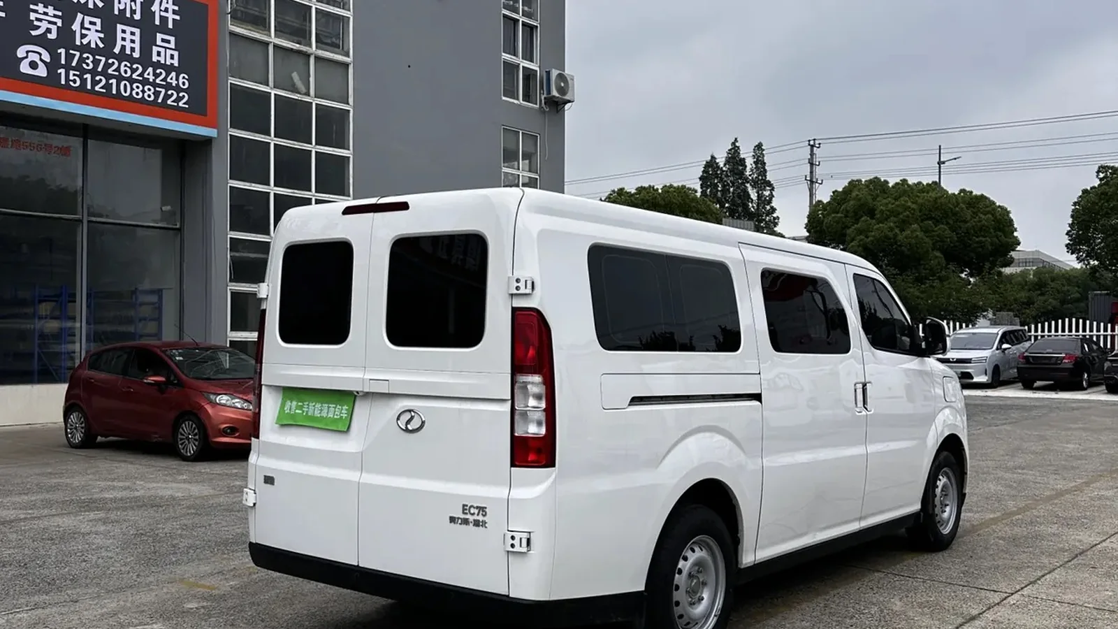Used Dongfeng Rich 7 Seats thumbnail