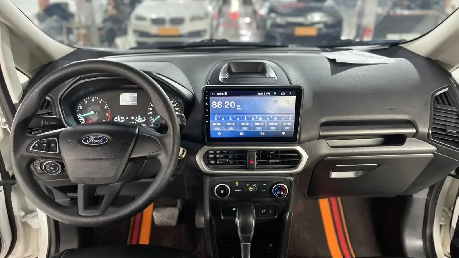 Used Ford EcoSport Photo 2 thumbnail