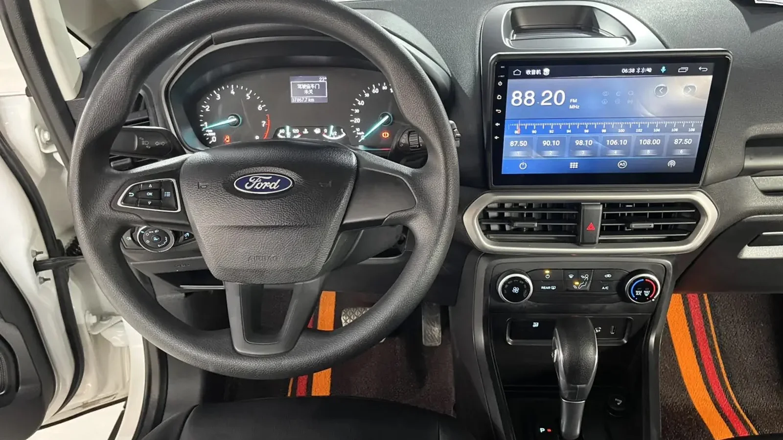 Used Ford EcoSport Photo 3 thumbnail