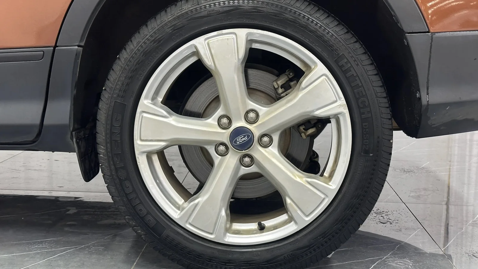 Used Ford Escape Photo 5 thumbnail