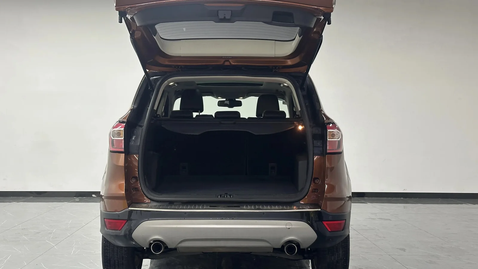 Used Ford Escape Photo 14 thumbnail