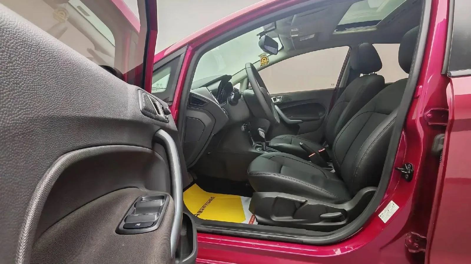 Used Ford Fiesta Photo 11 thumbnail