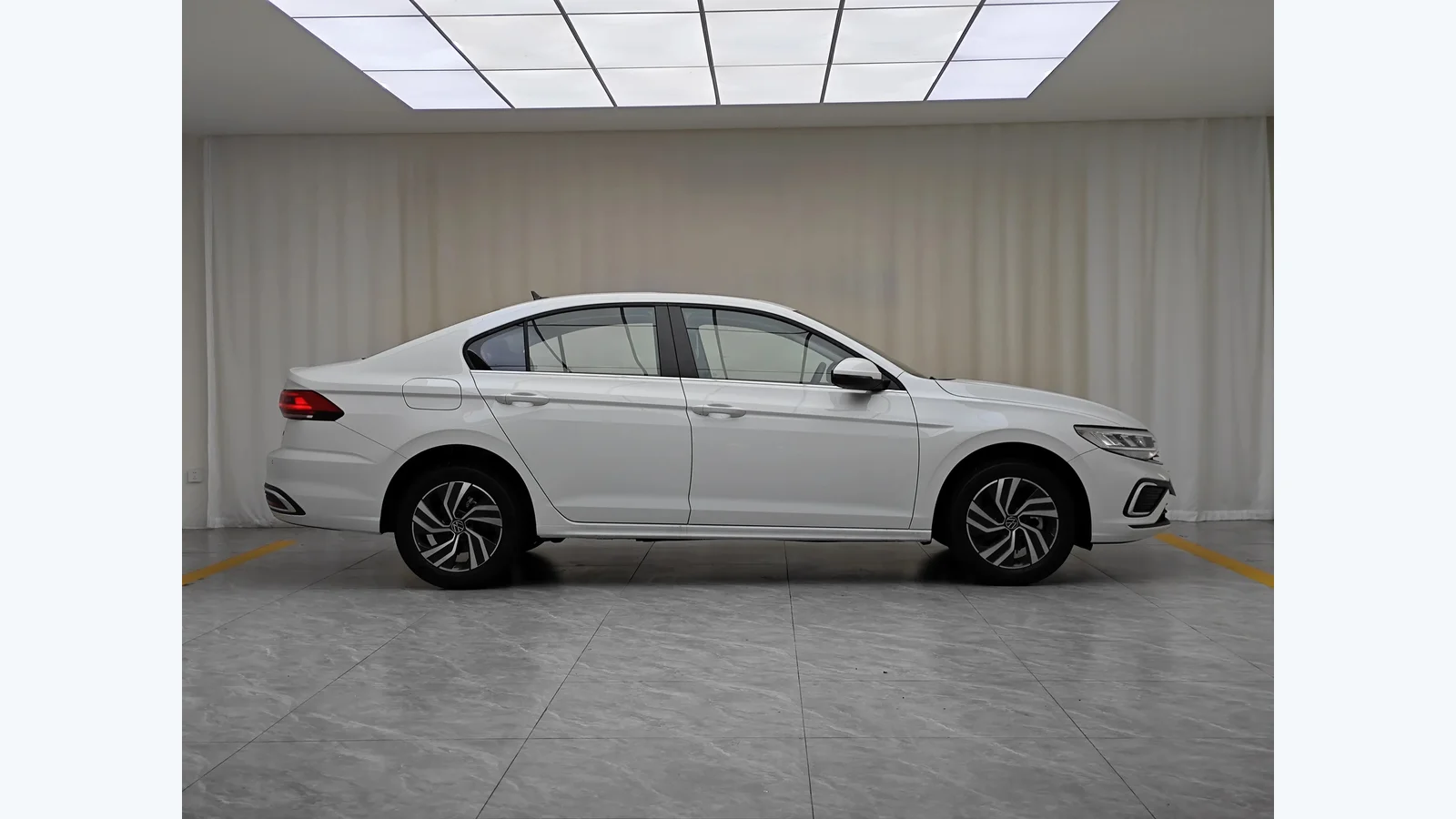 Used Volkswagen Bora Photo 2 thumbnail