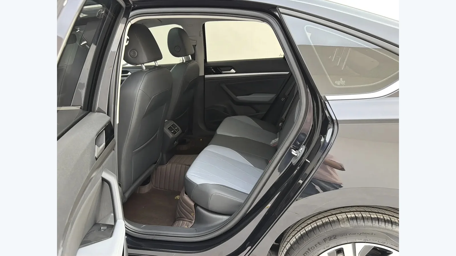Used Volkswagen Lavida Photo 12 thumbnail
