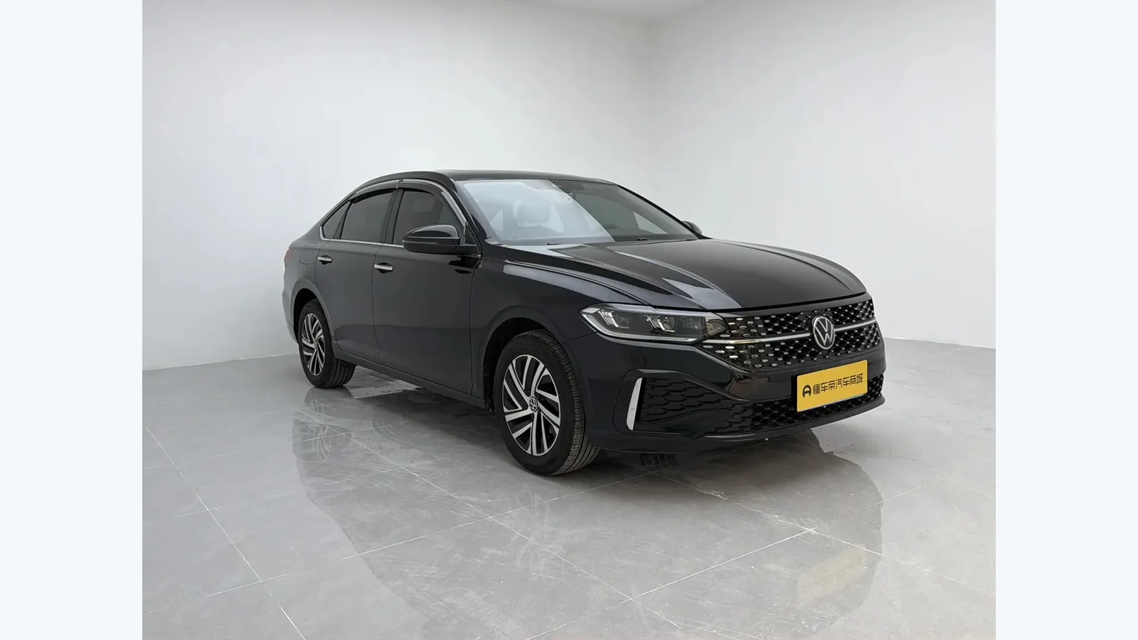 Used Volkswagen Lavida Rear 45-degree thumbnail