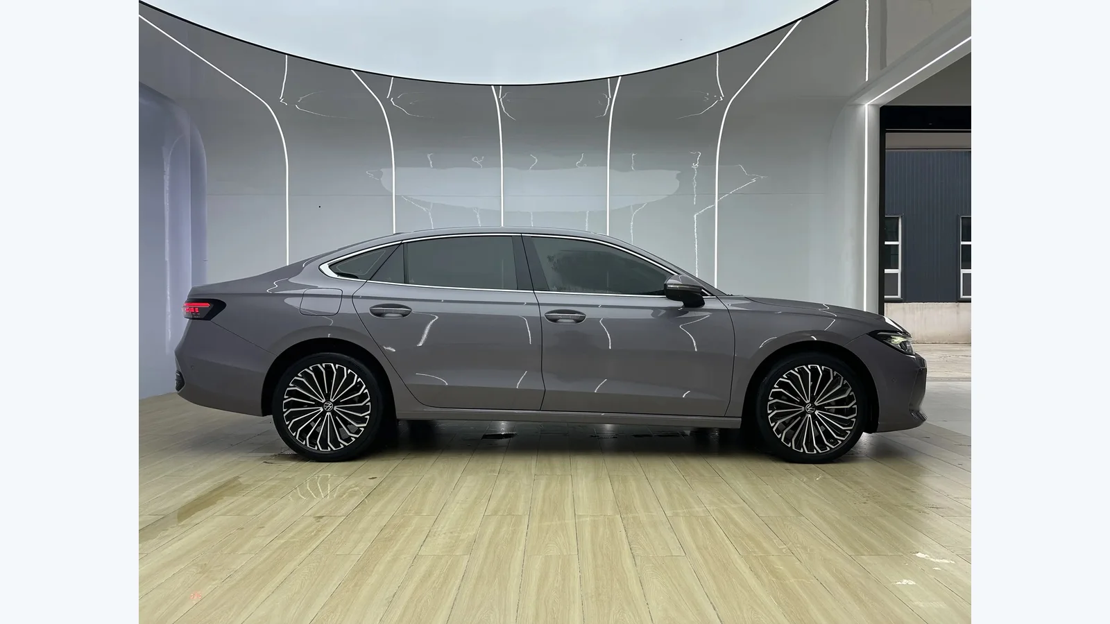 Used Volkswagen Passat Photo 2 thumbnail