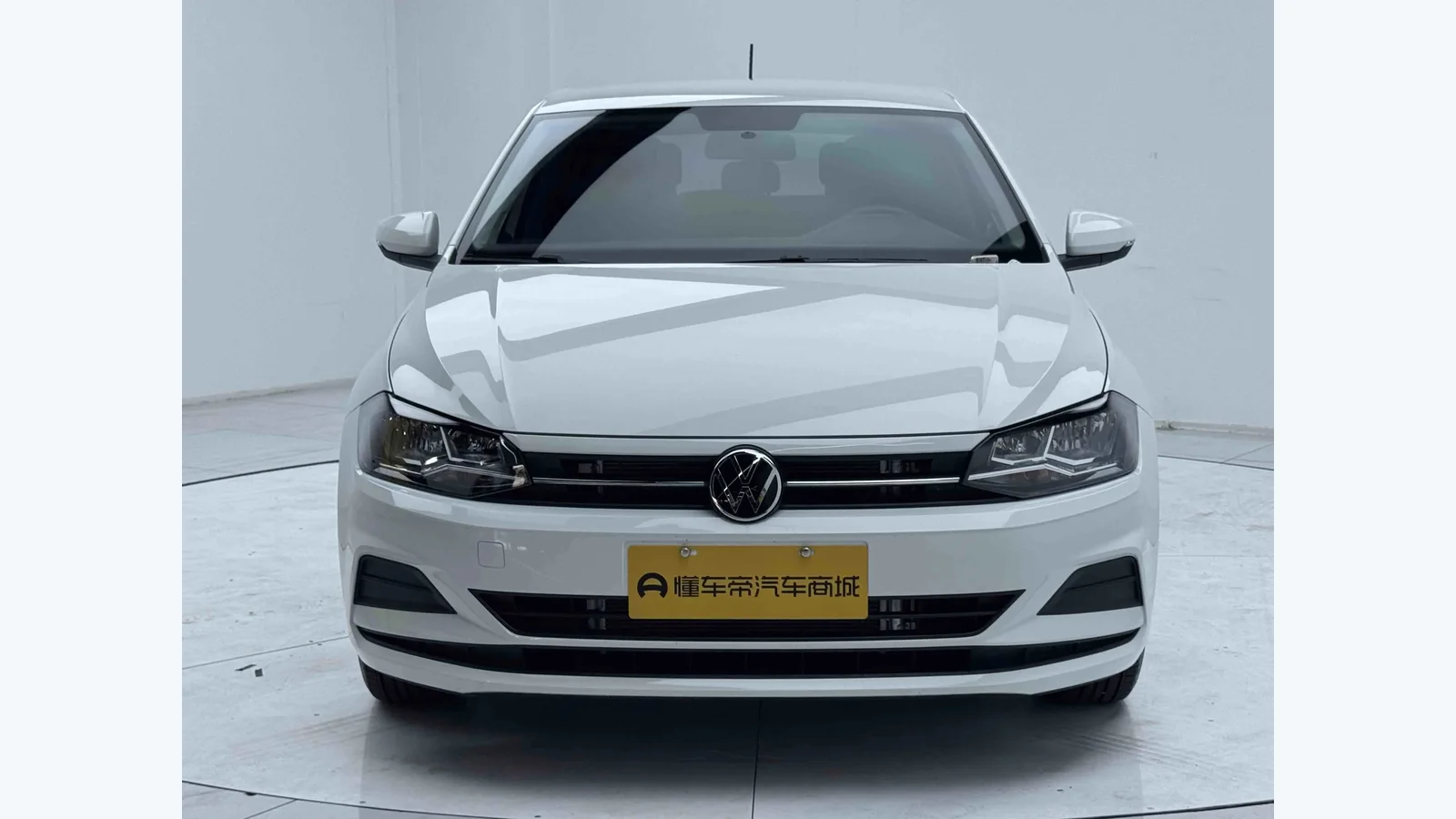 Used Volkswagen Polo Side profile thumbnail