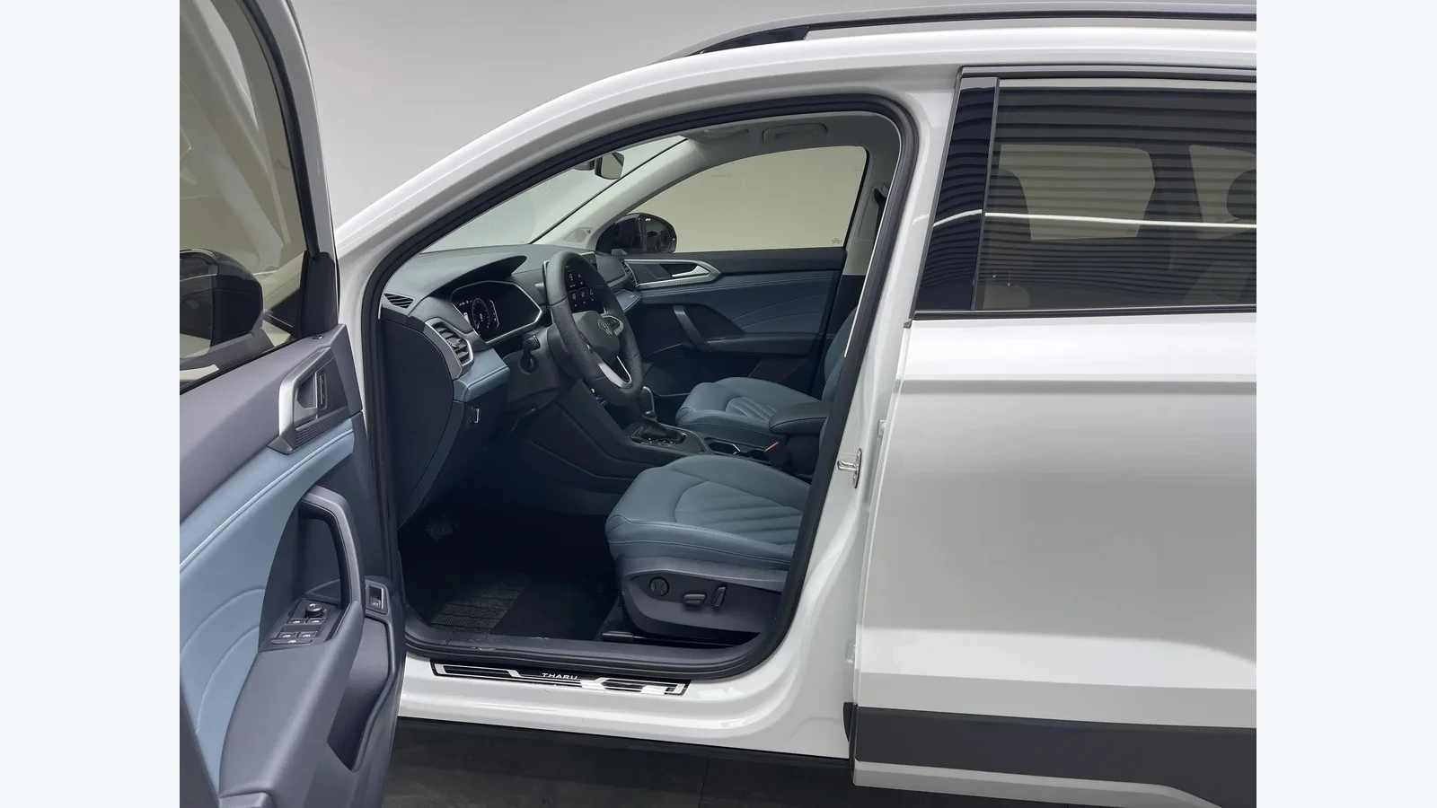 Used Volkswagen Tharu Photo 11 thumbnail
