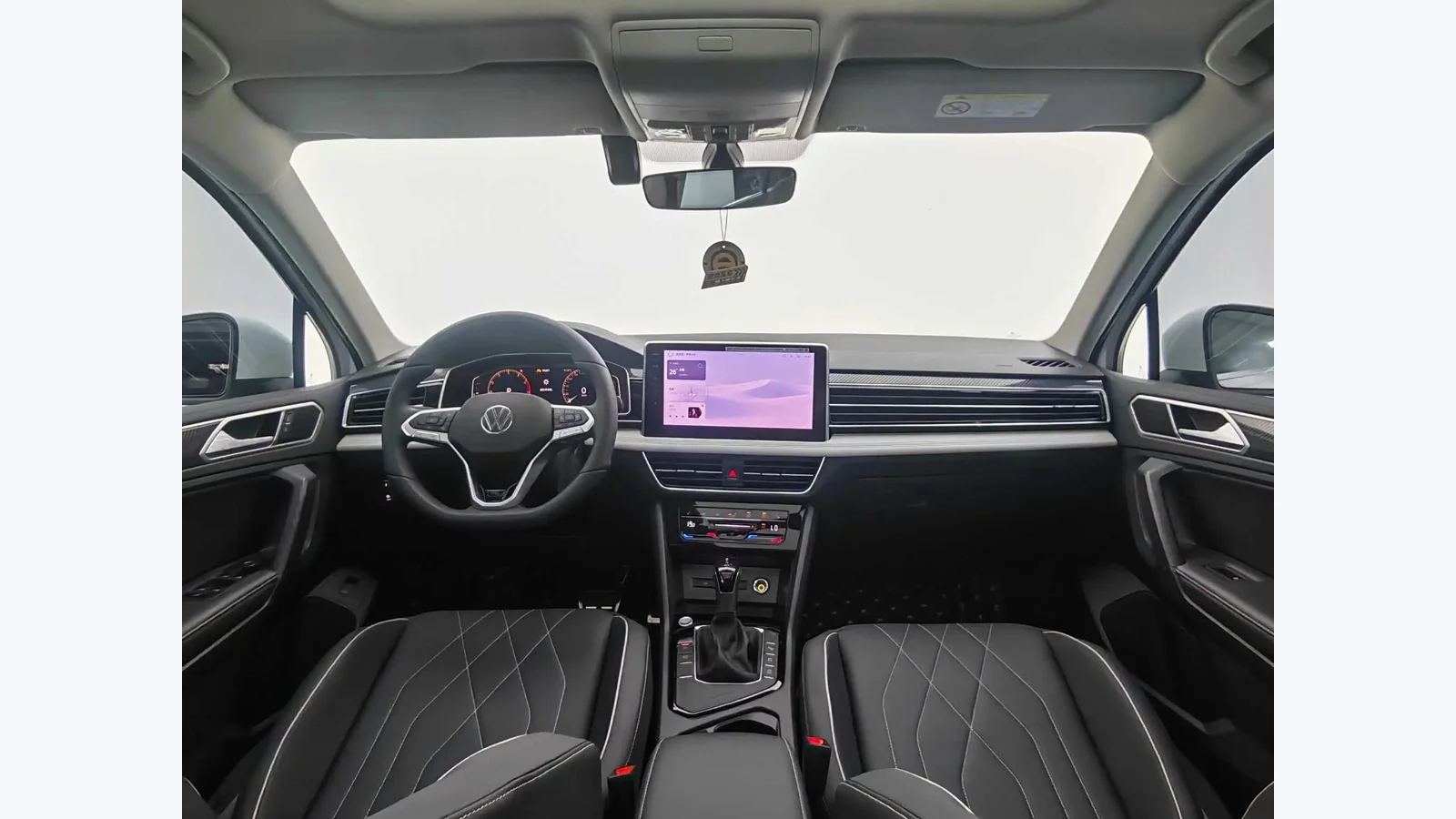 Used Volkswagen Tiguan L Photo 8 thumbnail