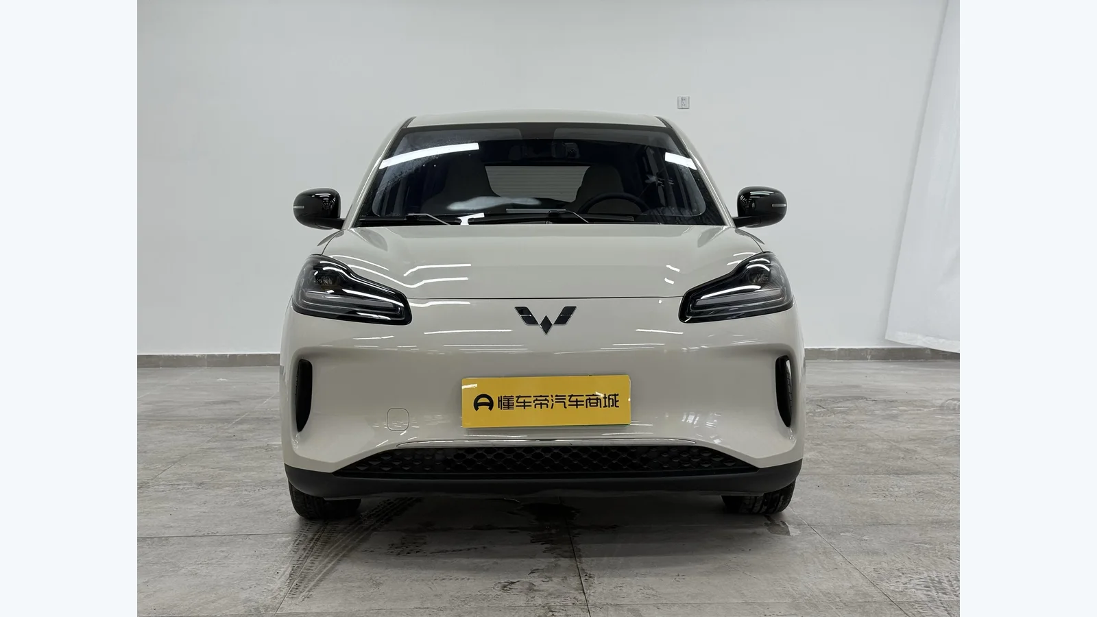 Used Wuling Bingo Plus Side profile thumbnail