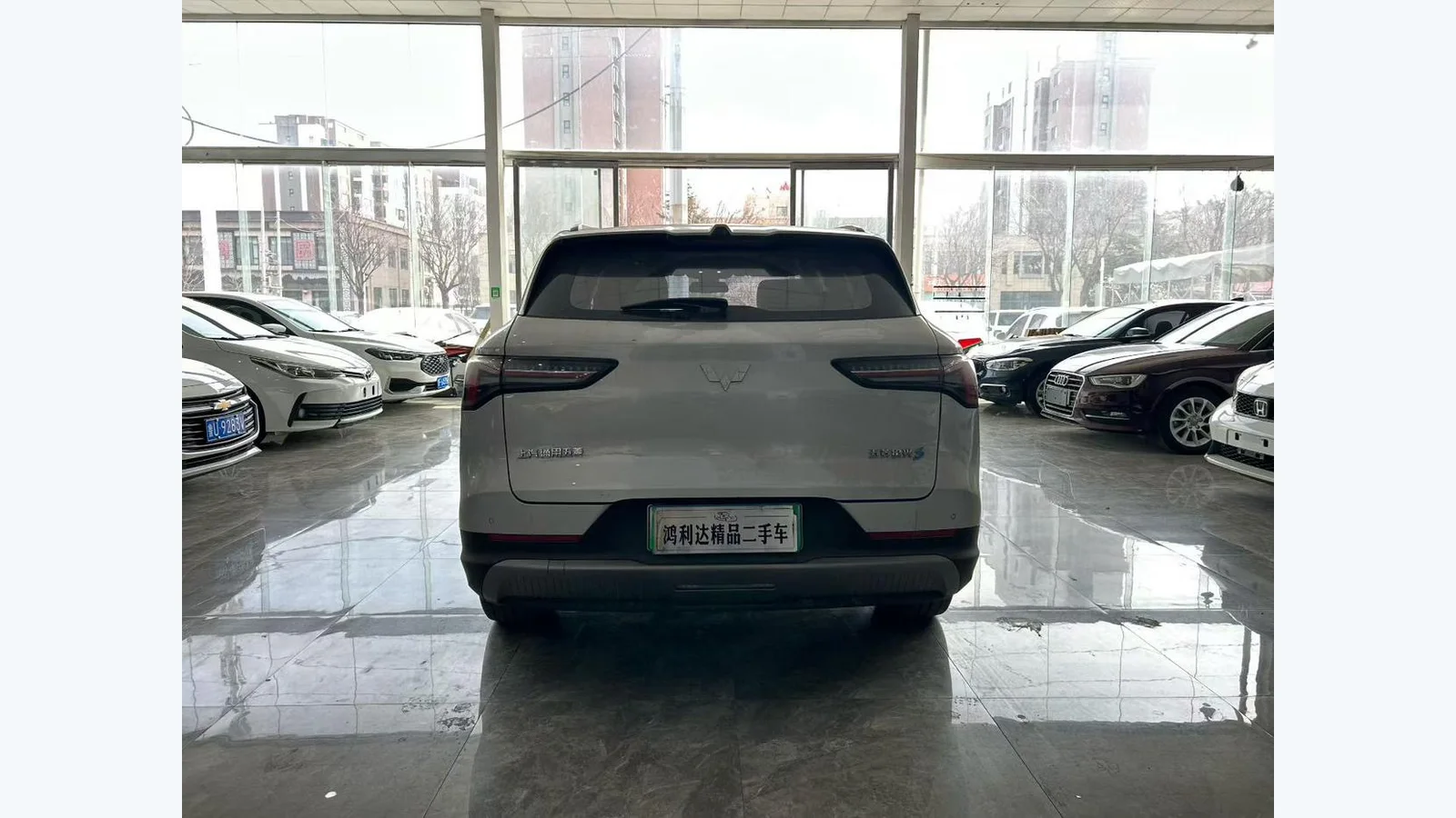 Used Wuling Cloud EV Seats thumbnail