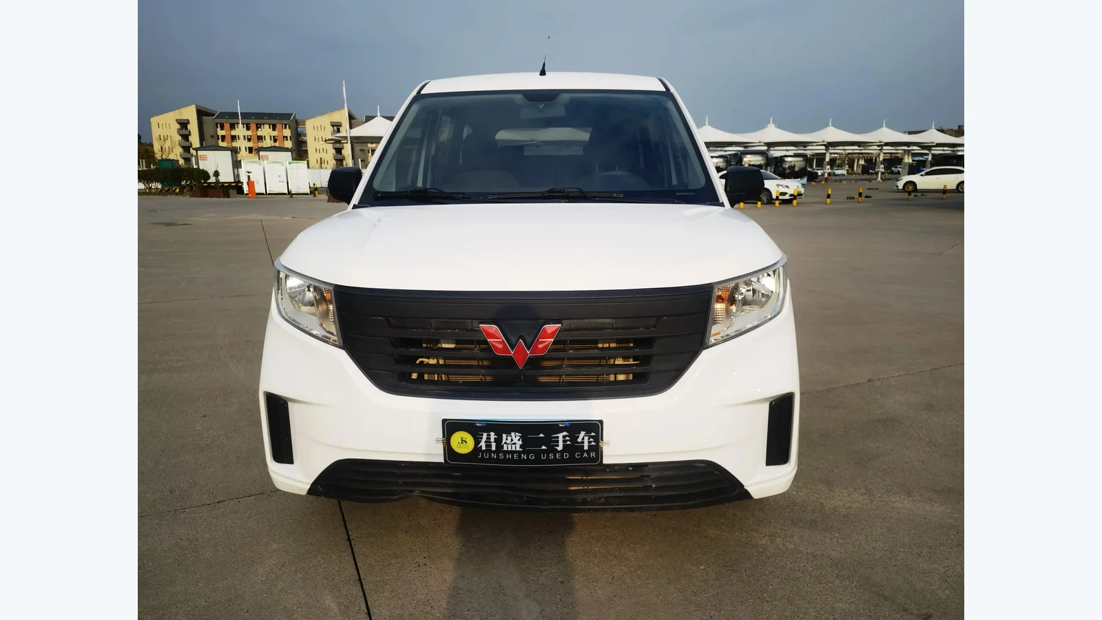 Used Wuling Hongguang Plus Side profile thumbnail