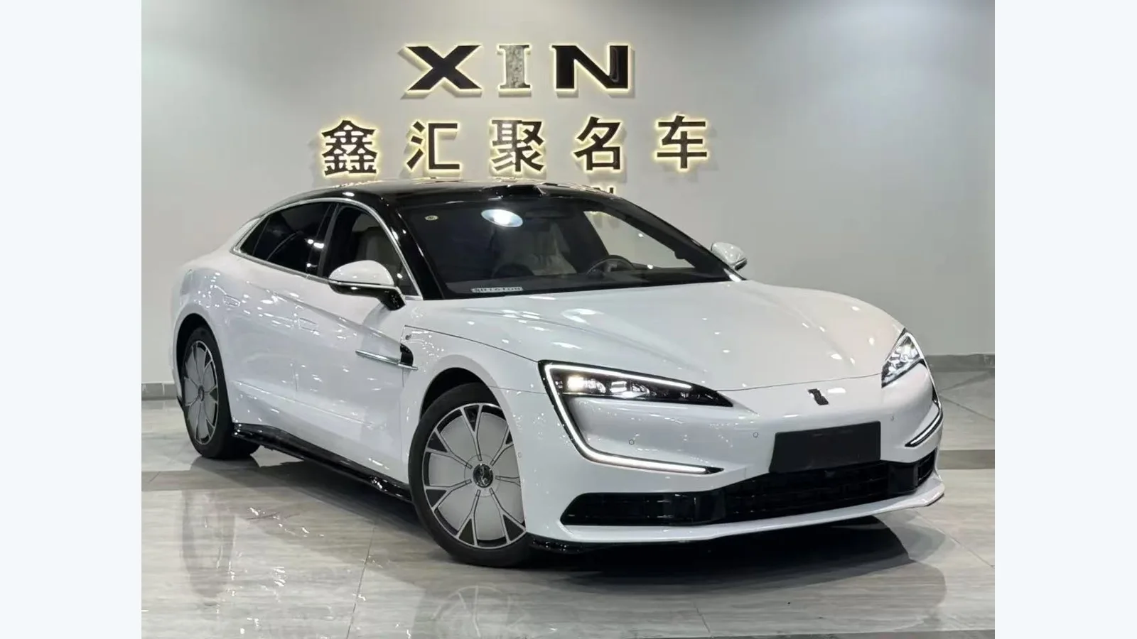 Used Yangwang U7 Front 45-degree reference for China export